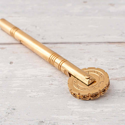 https://www.italiancookshop.com/cdn/shop/files/decorating-no-7-brass-sardinian-pasta-tool-2_220x@2x.jpg?v=1690469142