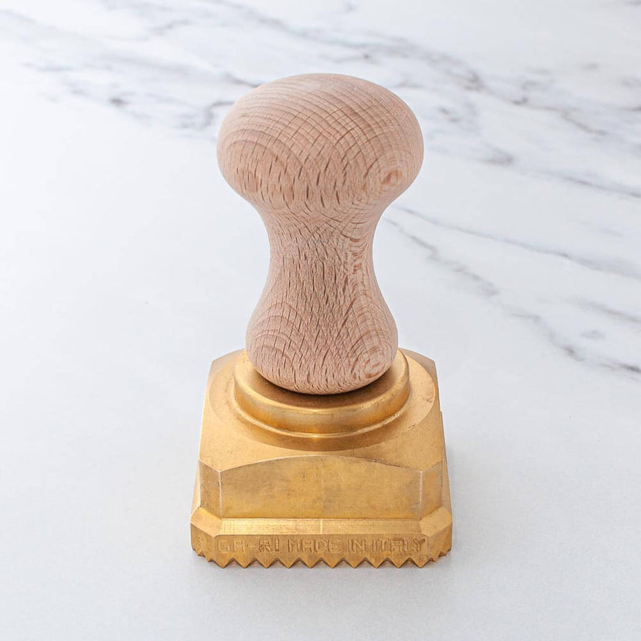 Round Shaped Brass Stamp with Automatic Ejector for Cutting Ravioli