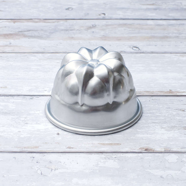 Mini Aluminium Round Decorated Pudding / Jelly Mould 10cm