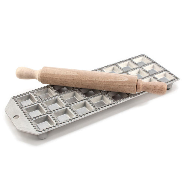 Small Ravioli Tray L26 x W10.5cm- each raviolo measures 2.5 x 2.5cm, makes 24 pieces